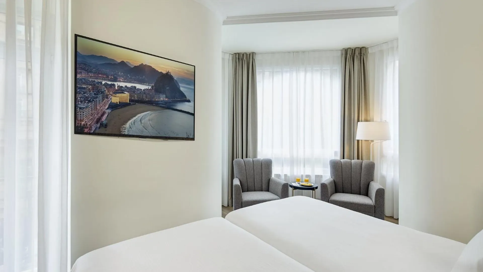 Sercotel Hotel Europa San Sebastian 3*,  Spain
